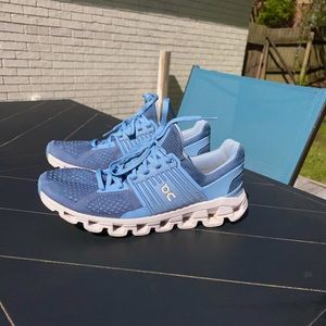 Women’s On cloud sneakers